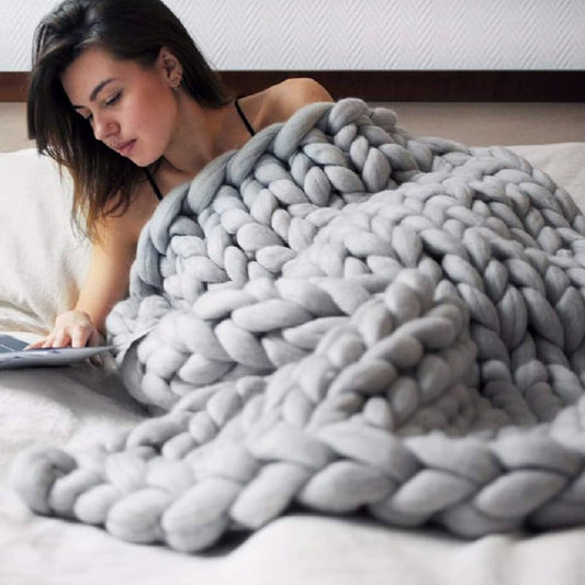 ORBITZ™  - COZY KNIT BLANKET